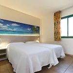 Apartment Uhc Festival Village Salou